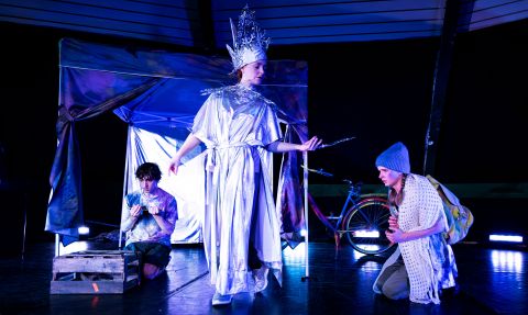 Schauspiel "Die Schneekönigin"
